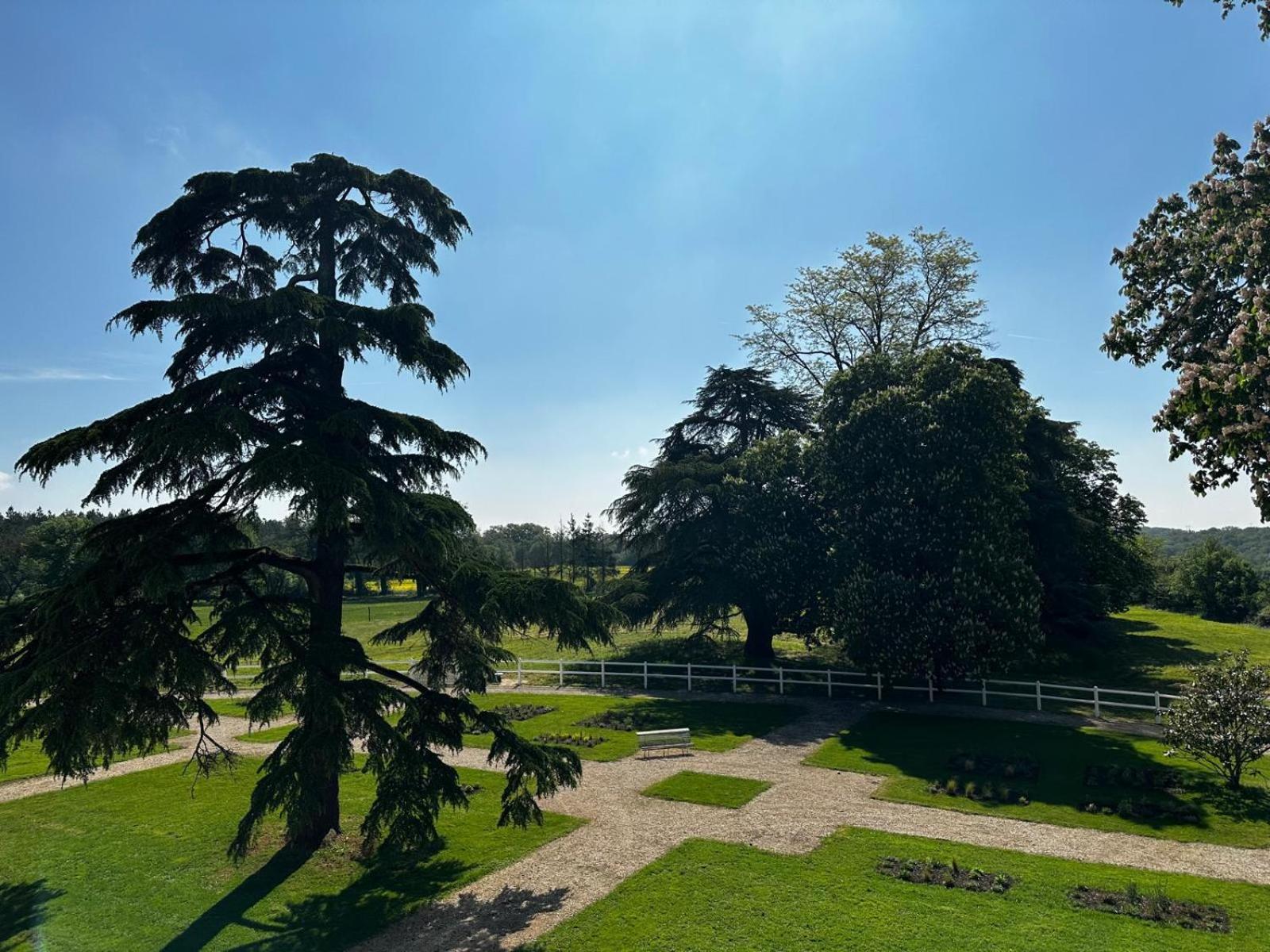 Domaine De L'Ecorcerie Hotel Fontaine-le-Comte Kültér fotó